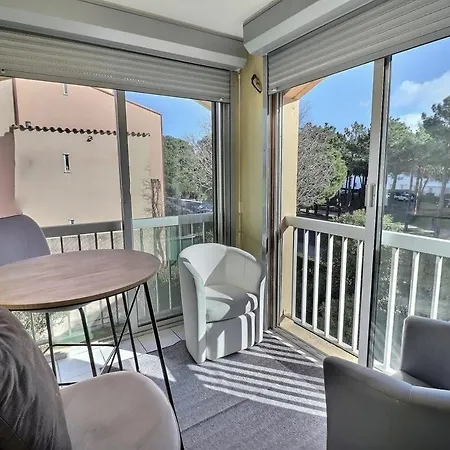 Avec Loggia Et Mezzanine, Bord De Mer, 4 Personnes