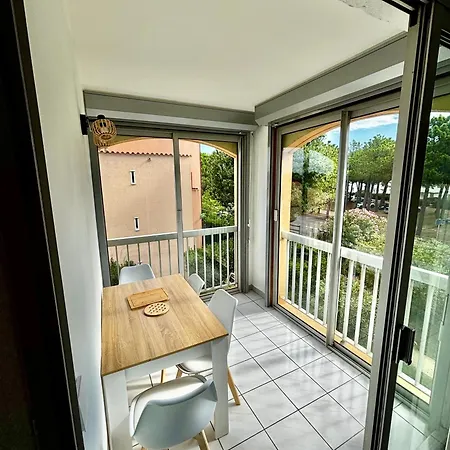 Avec Loggia Et Mezzanine, Bord De Mer, 4 Personnes شقة *